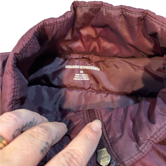 Custom embroidered Amazon basics vest - Picture 2 of 3